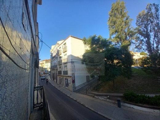 Wohnkomplexe in Alcântara, Almada