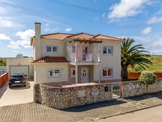 Casa Unifamiliare a Torres Vedras, Lisbona