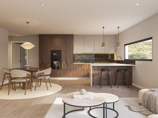 Apartment / Etagenwohnung in Ponta do Sol, Madeira