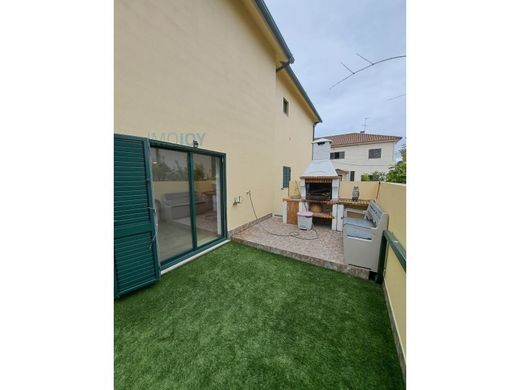 호화 저택 / Olivais, Lisbon