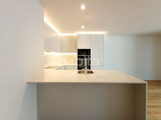 ヴィラ・ノヴァ・デ・ガイア
, Vila Nova de Gaiaのアパートメント