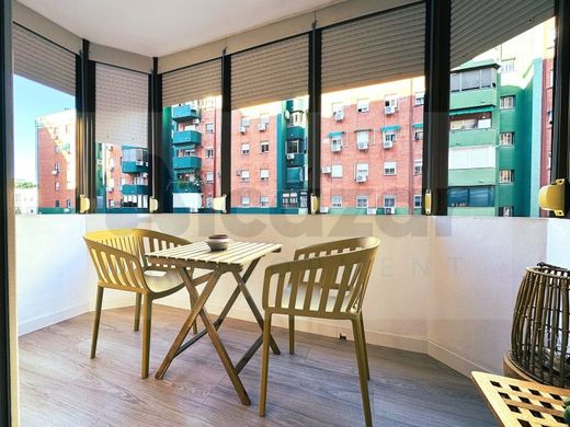 Apartment / Etagenwohnung in Sevilla, Andalusien