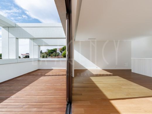 Luxury home in Alcântara, Almada