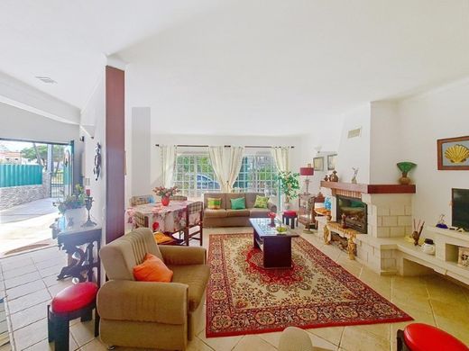 Luxury home in Sesimbra, Distrito de Setúbal