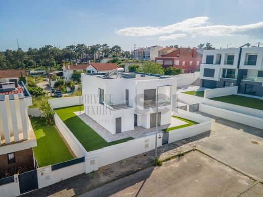 Luxury home in Seixal, Distrito de Setúbal