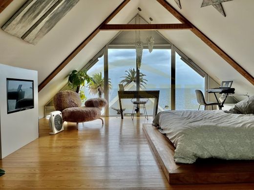 Luxury home in Cascais, Lisbon