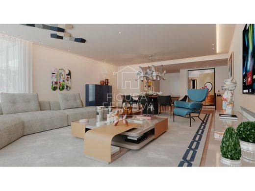 Apartment / Etagenwohnung in Funchal, Madeira