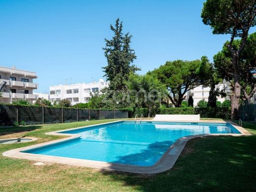 ローレ, Louléのアパートメント