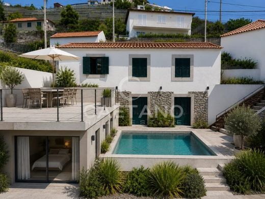 Luxury home in Calheta, Madeira