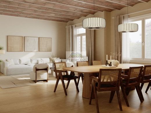 Apartment / Etagenwohnung in Barcelona, Provinz Barcelona