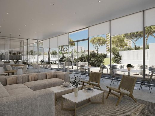 Apartment / Etagenwohnung in Portimão, Distrito de Faro