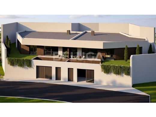 Mehrfamilienhaus in Câmara de Lobos, Madeira