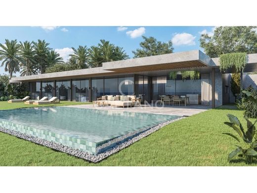 Calheta, Madeiraのヴィラ