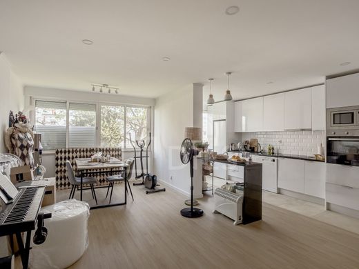 Apartment in Oeiras, Lisbon