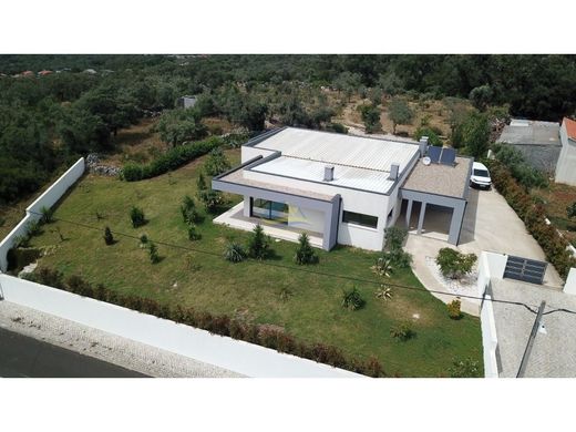 Willa w Ansião, Distrito de Leiria