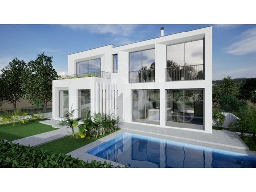 Detached House in Sintra, Lisbon