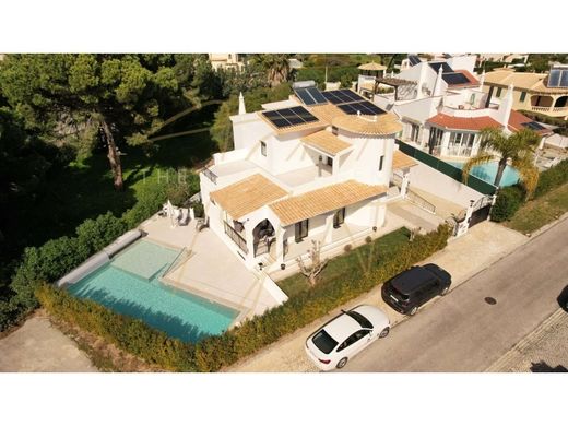 Villa en Loulé, Faro