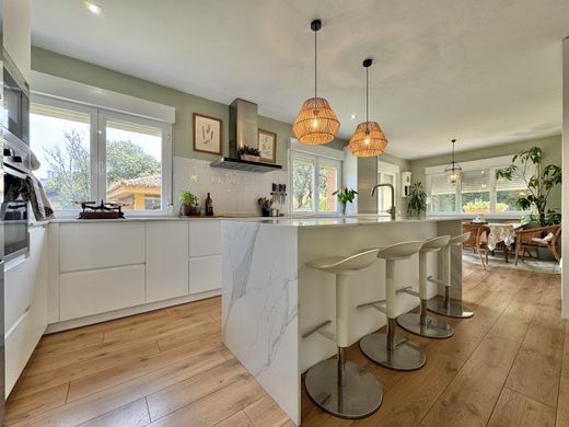 Luxus-Haus in Madrid, Provinz Madrid