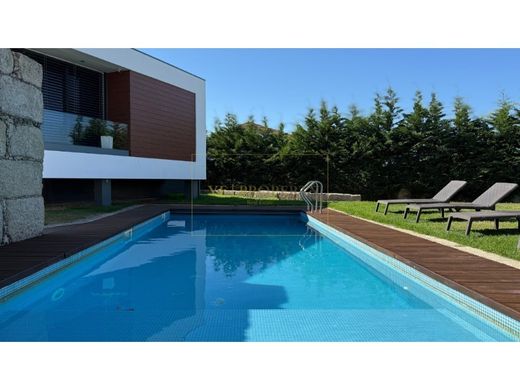 Detached House in Maia, Distrito do Porto