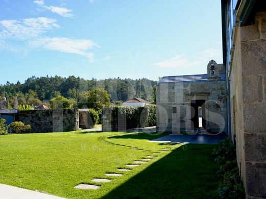 Luxury home in Vouzela, Distrito de Viseu