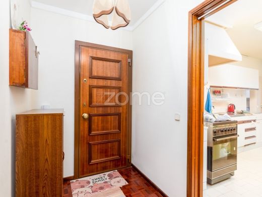 Appartement in Amadora, Distrito de Lisboa