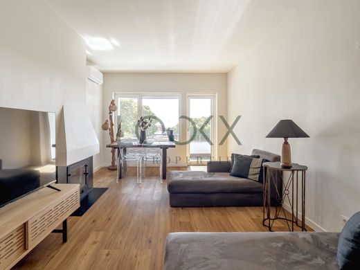 Cascais, Distrito de Lisboaのアパートメント