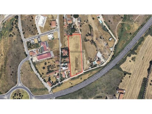 أرض ﻓﻲ Loures, Distrito de Lisboa