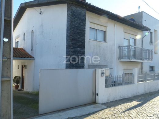 منزل ﻓﻲ Matosinhos, Distrito do Porto