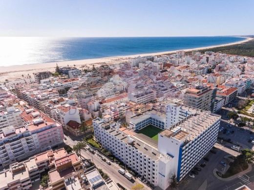 Piso / Apartamento en Vila Real de Santo António, Faro