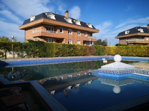 Mehrfamilienhaus in Haro, Provinz La Rioja