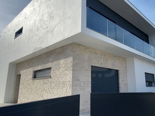 Luxury home in Entroncamento, Distrito de Santarém