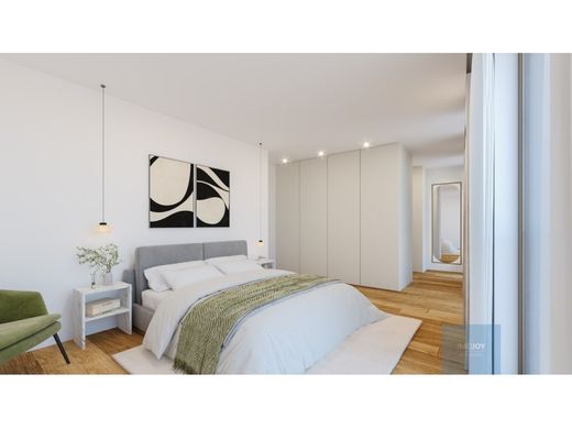 Apartment / Etagenwohnung in Porto, Distrito do Porto