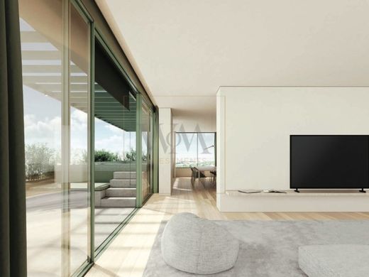 بنتهاوس ﻓﻲ بورتو, Porto