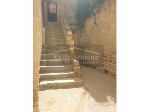 Haz-Zebbug, Ħaż-Żebbuġの高級住宅