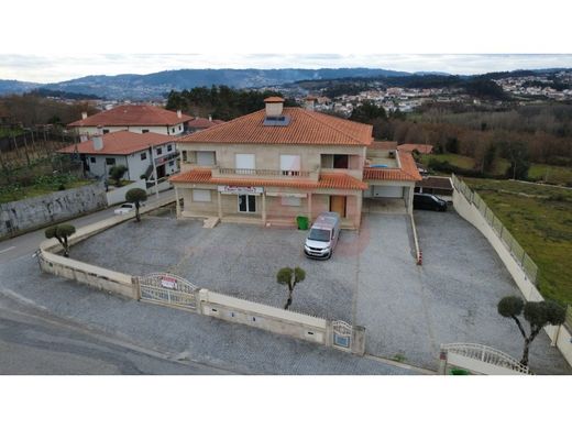 호화 저택 / Fafe, Distrito de Braga