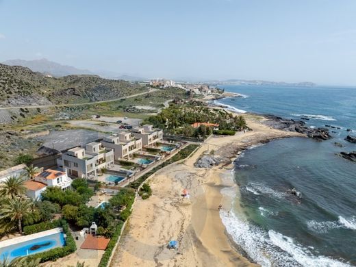 Twee-onder-een-kapwoning in Cuevas del Almanzora, Almería