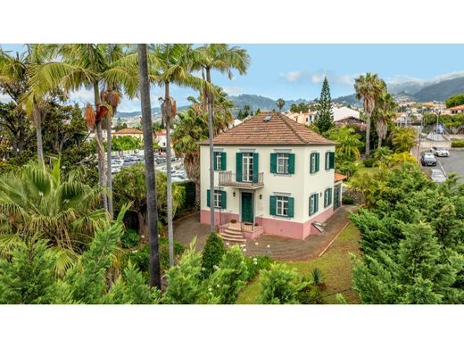 Πολυτελή κατοικία σε Φουντσάλ, Funchal