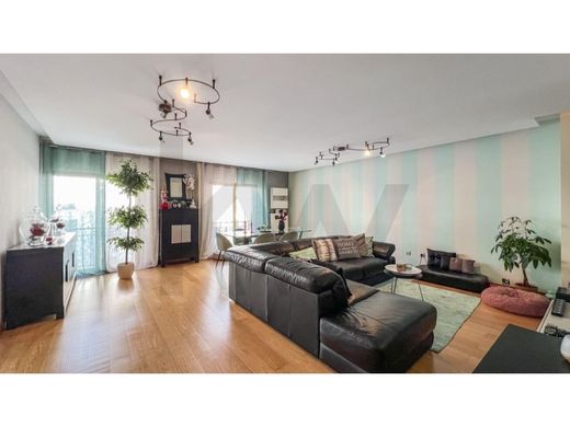 Apartamento - Amadora, Lisboa