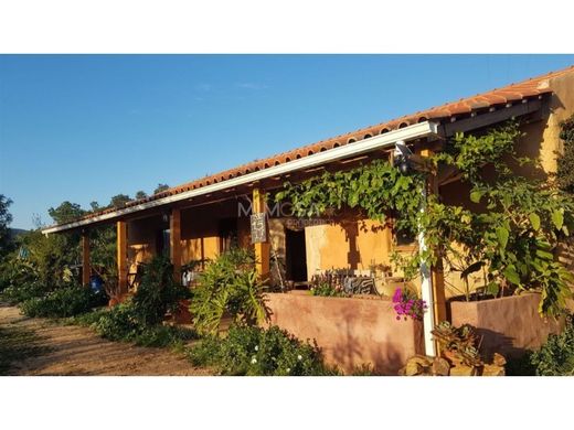 منزل ﻓﻲ Monchique, Distrito de Faro