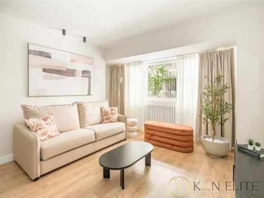 Apartment / Etagenwohnung in Madrid, Provinz Madrid