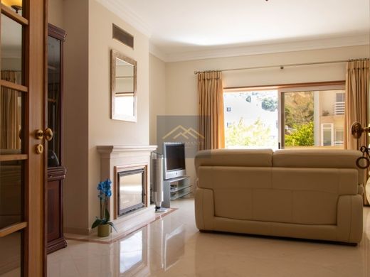 Apartment in Almada, Distrito de Setúbal