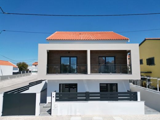 Villa multifamiliale à Sesimbra, Distrito de Setúbal