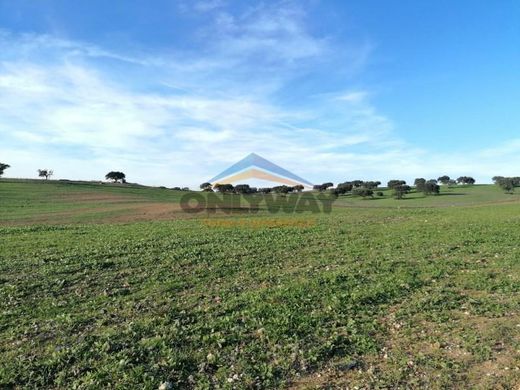 Farm in Aljustrel, Distrito de Beja