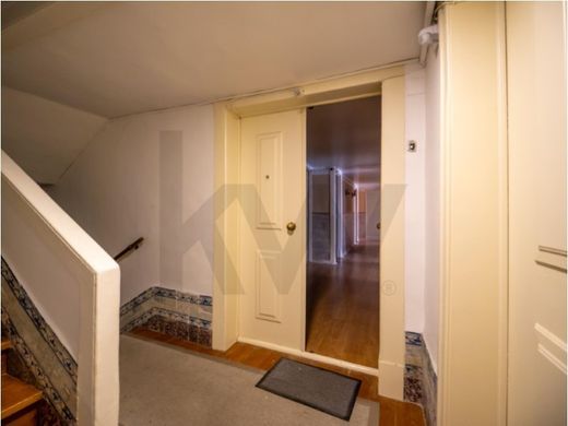 Apartment / Etagenwohnung in Lissabon, Lisbon