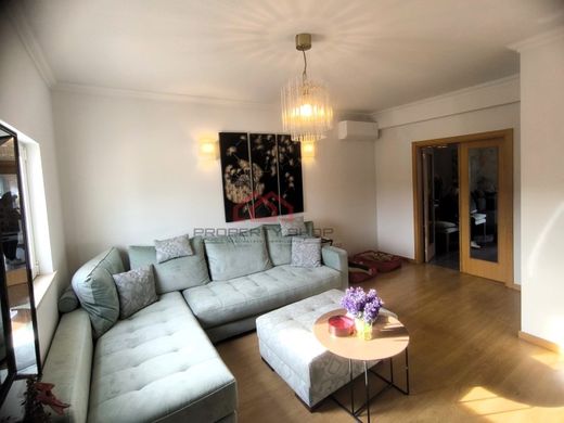 半独立式房屋  洛萊, Loulé