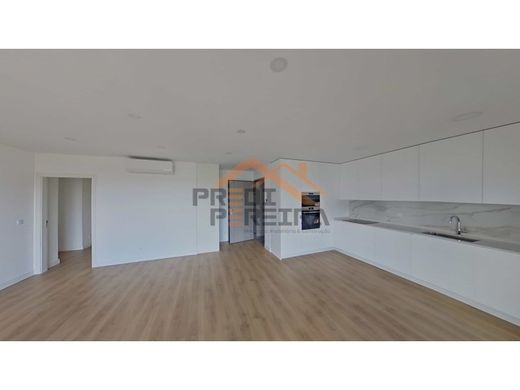 Piso / Apartamento en Loures, Lisboa