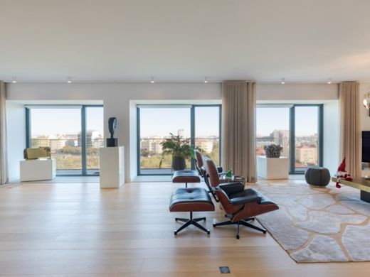 Appartamento a Campolide, Lisbon