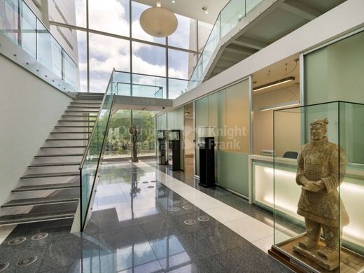 Офис, Oeiras, Distrito de Lisboa