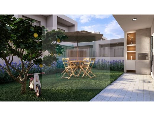 Seixal, Distrito de Setúbalのマルチファミリーヴィラ