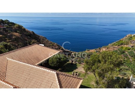 호화 저택 / Ribeira Brava, Madeira